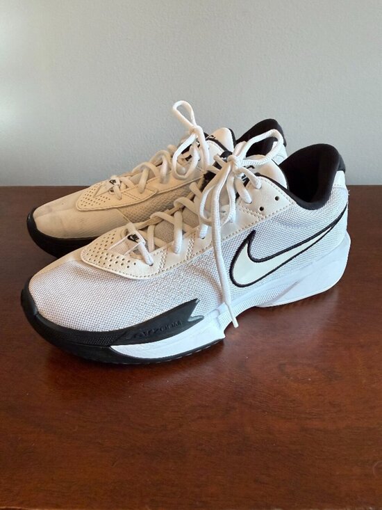 Nike Other - Nike Air Zoom G.T. Cut Academy Basketball Shoes White Black Size 8.5